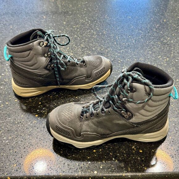 Vasque Kids Breeze Waterproof Hiking Boots - Picture 6 of 10